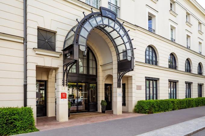 Disneyland Deluxe Flat, Outside Pool, Climatisation, 1 Min To Disney Parks Serris Esterno foto
